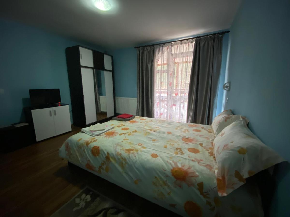 알바크 Casa Cristalina&Dumi 게스트하우스 외부 사진